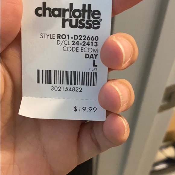 Black backless dress. - Picture 3 of 3